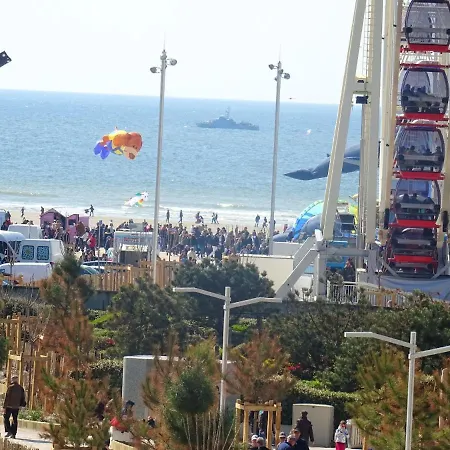 Convivial A Avec Vue Sur アパート Berck
