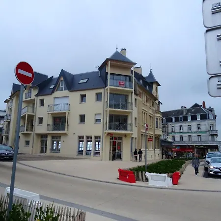 De 2 Avec Vue Sur La Et Balcon Amenage A * Berck
