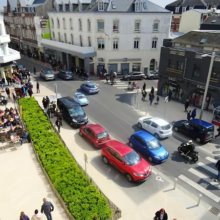 Convivial A Avec Vue Sur Berck