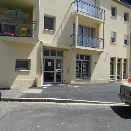 De 2 Avec Vue Sur La Et Balcon Amenage A Appartement *