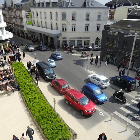 De 2 Avec Vue Sur La Et Balcon Amenage A *
