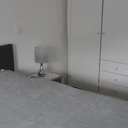 De 2 Avec Vue Sur La Et Balcon Amenage A Appartement *