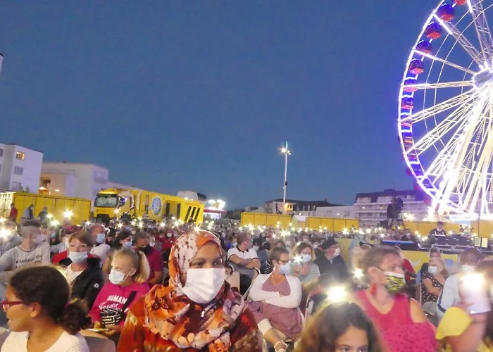 Convivial à Avec Vue Sur Appartamento *